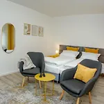 Appartement Westfalenhalle, Stadion & Uni Fusslaeufig