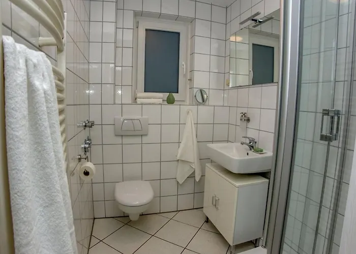 Appartement Westfalenhalle, Stadion & Uni Fusslaeufig